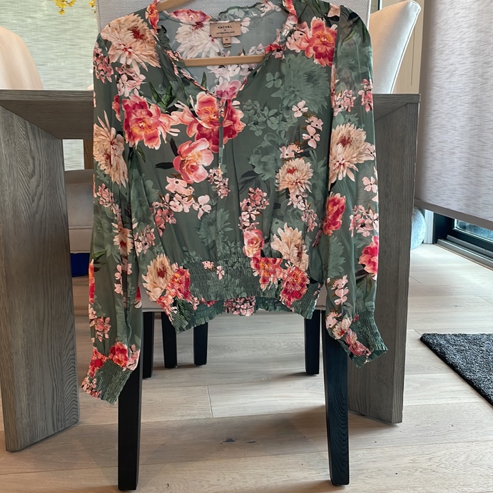Blouse - Picture 8 of 8